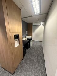 Gateway East (D7), Office #472599441